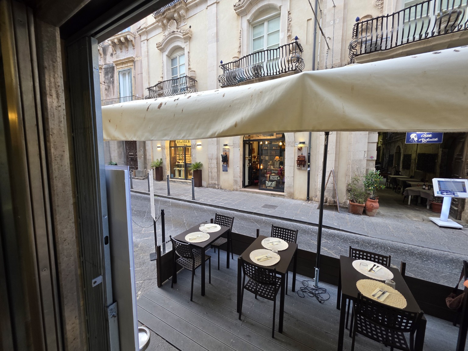 Dettaglio del locale Napulè Ortigia