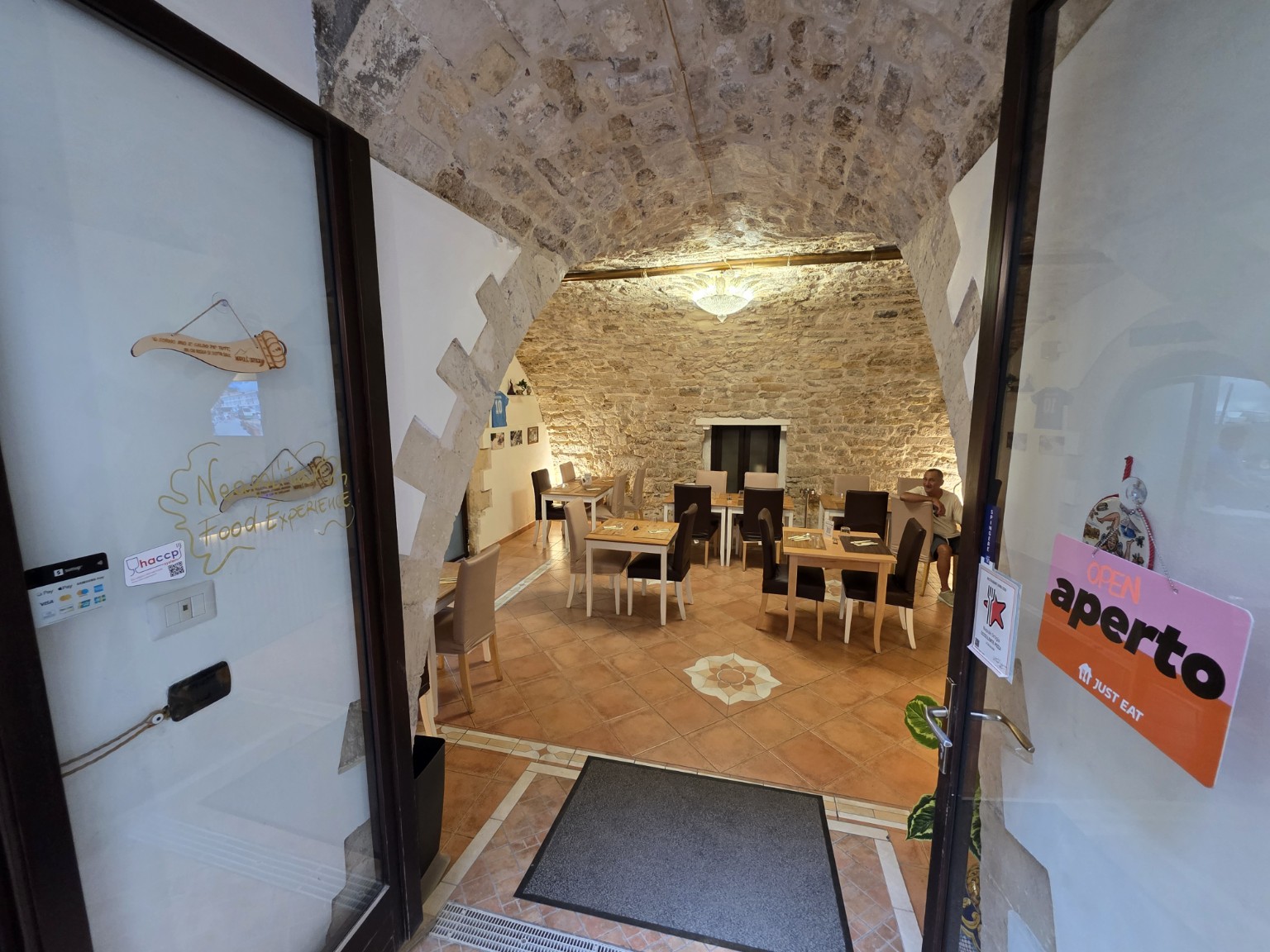 Sala in pietra di Napulè Ortigia